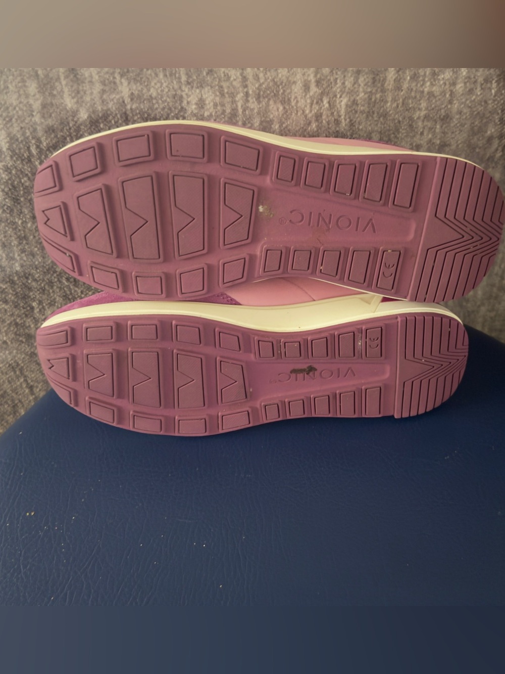 Vionic Breilyn Women's Two-Tone Pink/Mauve Suede Sneakers - Picture 6 of 8